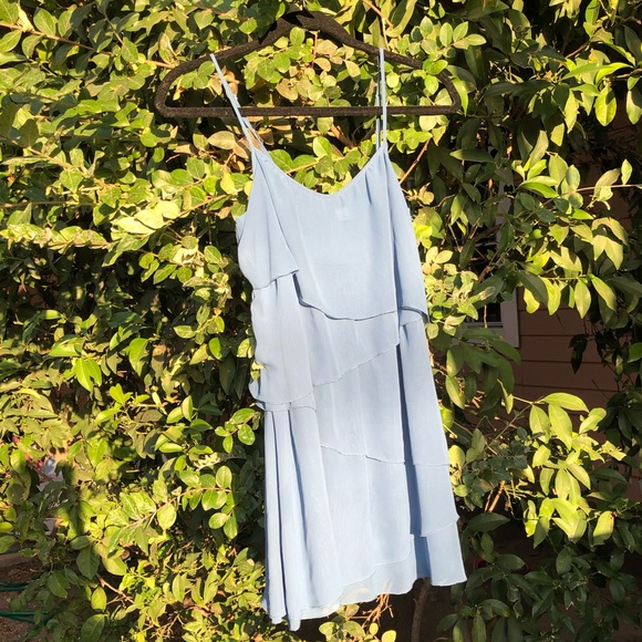 Cute mini dress - Picture 1 of 7